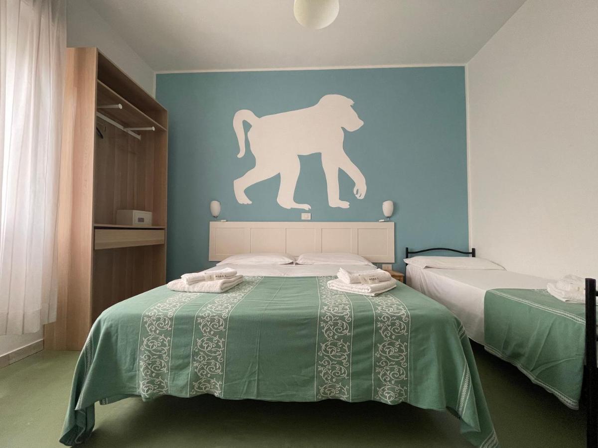 Hotel Aloha Cesenatico Esterno foto