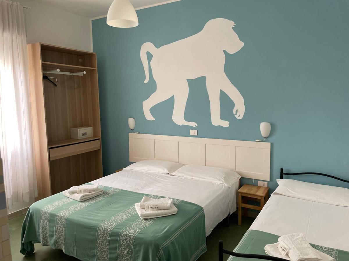 Hotel Aloha Cesenatico Esterno foto