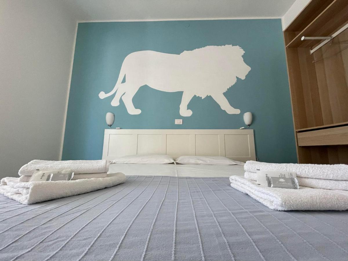 Hotel Aloha Cesenatico Esterno foto