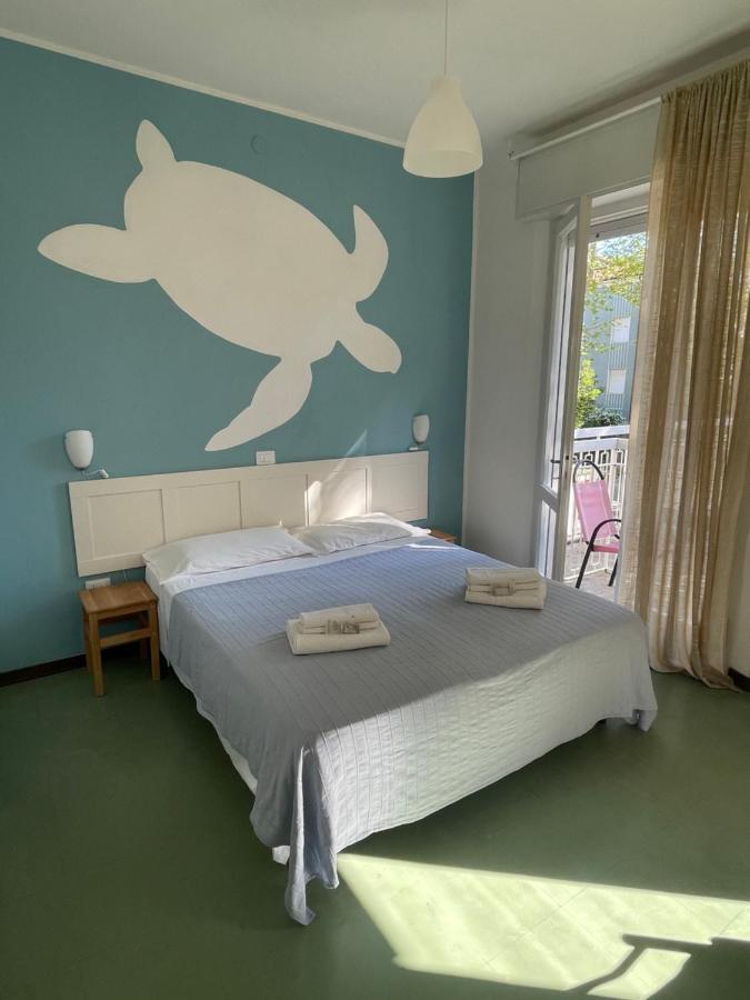 Hotel Aloha Cesenatico Esterno foto